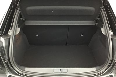 Peugeot 208 ALLURE 1.2 mHEV e-DCS6