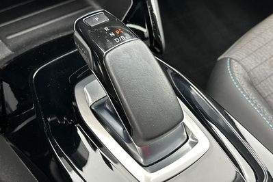 Peugeot 208 Allure BEV 50kWh AT
