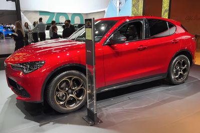 Alfa Romeo Stelvio Turbo Intensa Q4