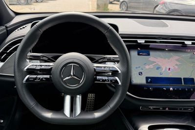 Mercedes Klasa E 220 d 4-Matic AMG