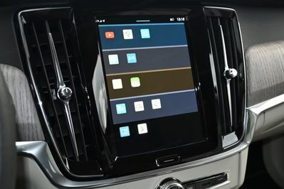 Volvo V90 T6 AWD Plug-In Hybrid Plus Bright