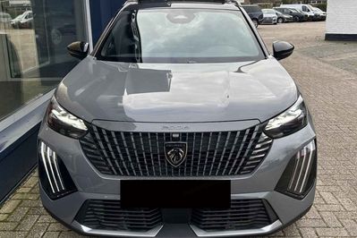 Peugeot 2008 GT Exclusive e-DCS6 1.2 PureTech mHEV