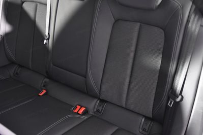 Audi A6 40 TDI quattro S Line Avant