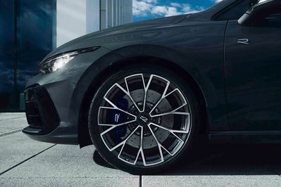 Volkswagen Golf R  2.0 TSI 4MOTION DSG