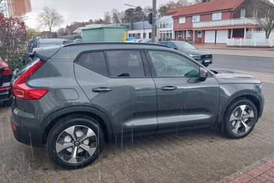 Volvo XC40 B3 Ultra Dark