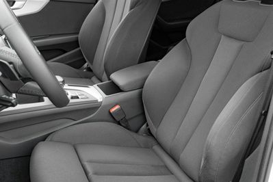 Audi A4 35 TFSI mHEV S tronic