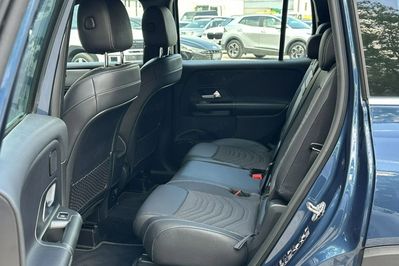 Mercedes GLB 200