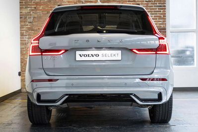 Volvo XC60 T6 Plug-In Hybrid AWD Ultra Dark