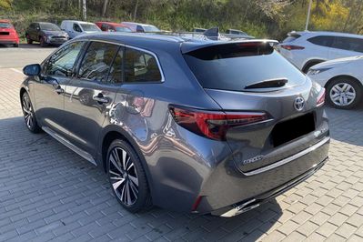 Toyota Corolla Style 1.8 Hybrid