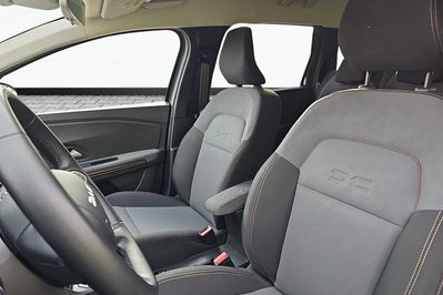 Dacia Jogger 1.6 Full Hybrid 140 Extreme Mmt 7OS