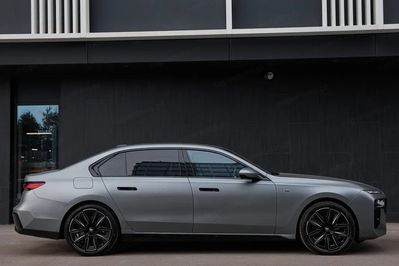 BMW Seria 7 740d xDrive M Sport