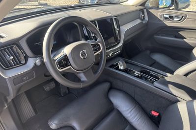 Volvo XC60 B4 B Plus Bright