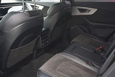 Audi Q8 45 TDI quattro S Line