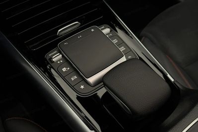 Mercedes GLA 200 mHEV 7G-DCT