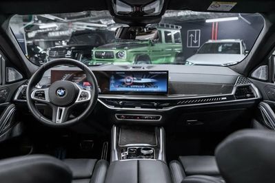 BMW X6 M60i xDrive