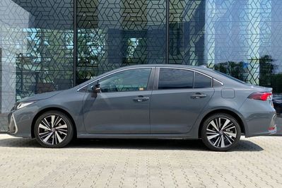 Toyota Corolla 1.8 Hybrid Style