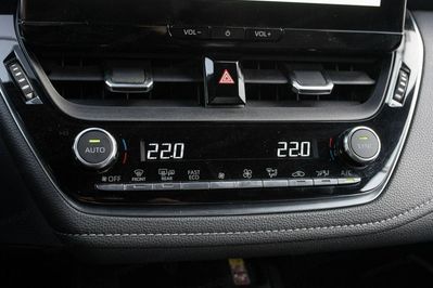 Toyota Corolla 1.8 Hybrid