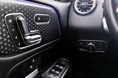 Mercedes GLB 200 7G-DCT