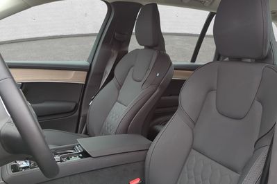 Volvo XC90 B5 B AWD Plus Dark 7os aut