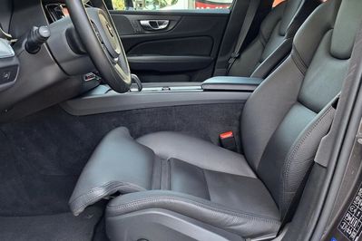Volvo V60 B4 D Plus Dark