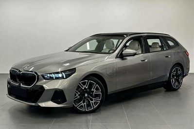 BMW Seria 5 Touring 530e xDrive M Sport