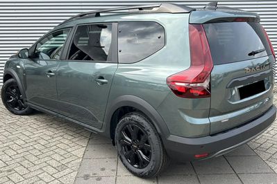 Dacia Jogger Extreme 5-miejsc 1.6 Full Hybrid