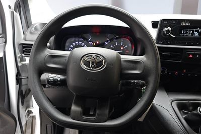 Toyota Proace City L2H1 Zabudowa Brygadowa
