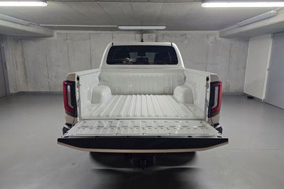 Toyota HiLux mHEV Double Cab Active 4x4 aut