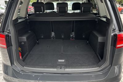 Volkswagen Touran Highline 1.5 TSI DSG