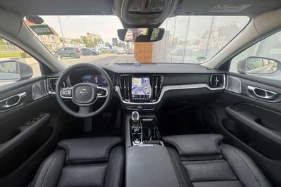 Volvo V60 T6 AWD Plug-In Hybrid Ultra Bright aut