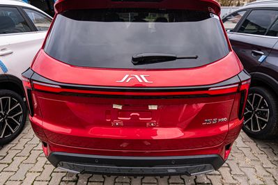 Jac JS8 1.5 T-GDI 7 DCT 7os.