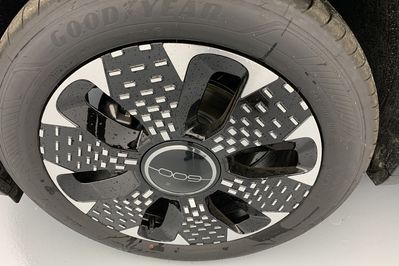 Fiat 600 La Prima 1.2 Hybrid eDCT6