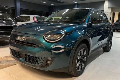 Fiat 600 Icon 1.2 Turbo Hybrid eDCT