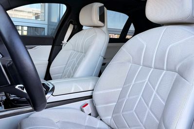 BMW Seria 7 740d xDrive M Sport