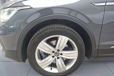 Volkswagen Tiguan 2.0 TDI SCR 4Mot. Elegance DSG