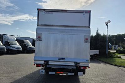 Iveco Daily 35S18 Kontener 8EP + Winda