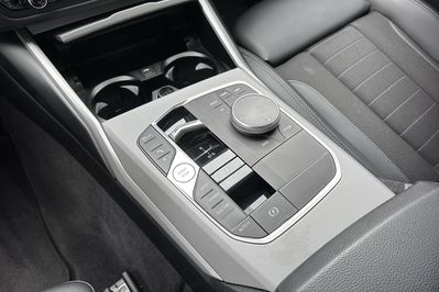 BMW Seria 3 320e PHEV