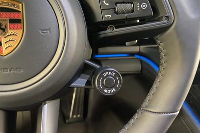 Porsche Panamera 4