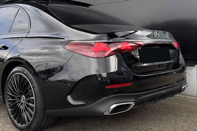 Mercedes E Klasa 220 d 4-Matic AMG