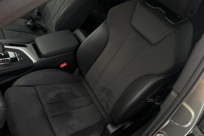 Audi A4 35 TFSI S Line