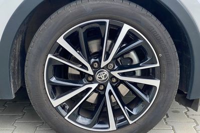 Toyota C-HR 2.0 Hybrid Dynamic Force Executive Awd