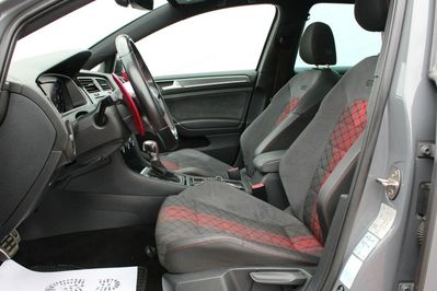Volkswagen Golf VII 2.0 TSI GTI TCR DSG