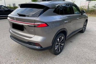 MG HS 1.5T HEV+ Exclusive aut