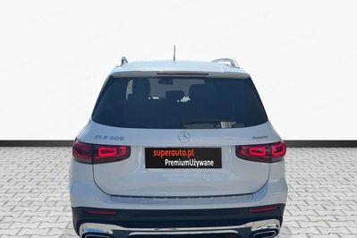 Mercedes GLB 200 4-Matic AMG Line 8G-DCT