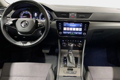 Skoda Superb 1.5 TSI Ambition DSG