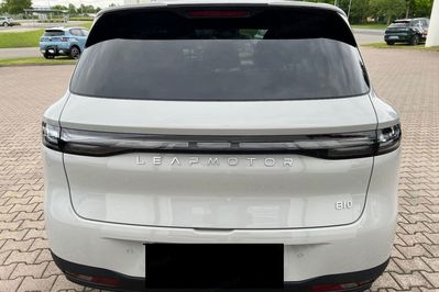 Leapmotor B10 Design Hybrid EV 18,8 kWh