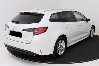 Suzuki Swace Elegance 1.8 Hybrid CVT