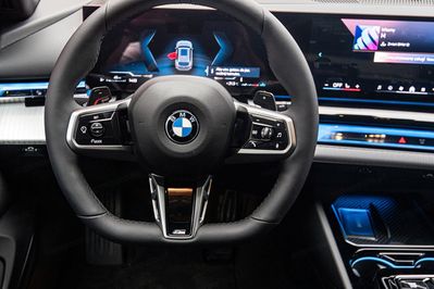 BMW Seria 5 540d xDrive M Sport Touring