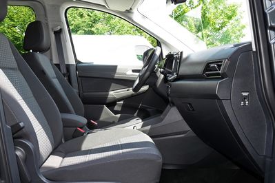 Ford Tourneo Connect L1H1 Titanium A7