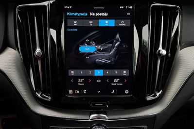 Volvo XC60 T6 Plug-In Hybrid AWD Plus Dark